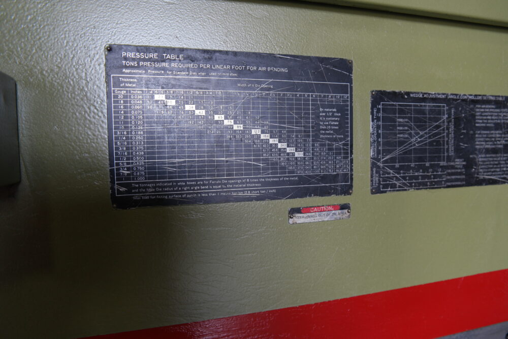 Komatsu Press Brake SAM 0016