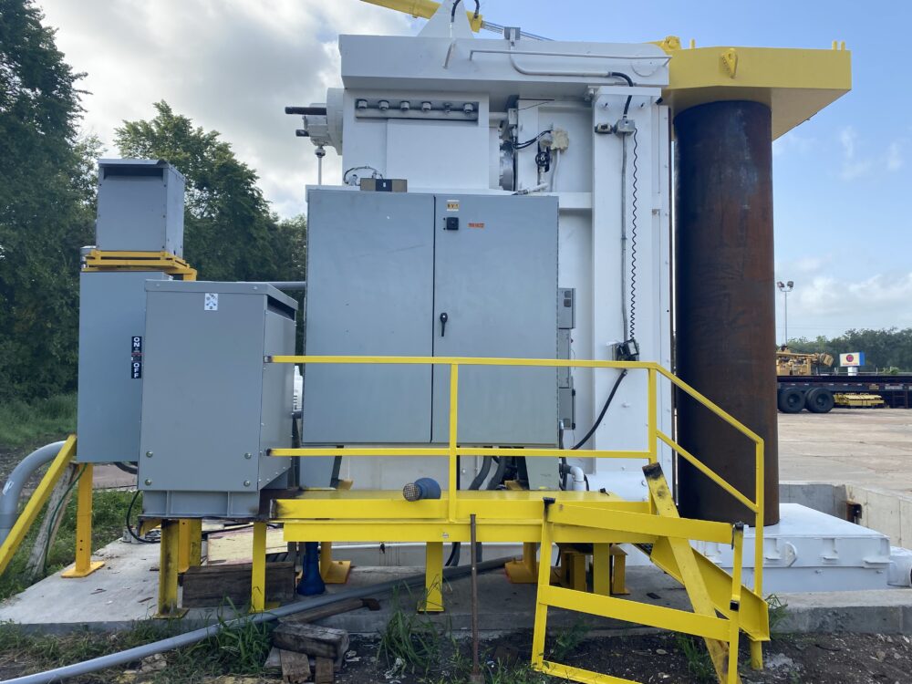 Hugh Smith Vertical Ship Yard / Pressure Vessel Bender 3000 Ton X 13', Up To 7.87&Quot; Thickness, 37.8&Quot; Main Roll IMG 8147
