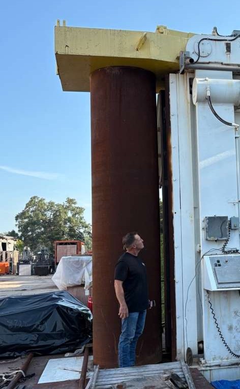 Hugh Smith Vertical Ship Yard / Pressure Vessel Bender 3000 Ton X 13', Up To 7.87&Quot; Thickness, 37.8&Quot; Main Roll WhatsApp Image 2026 04 16 at 10.44.31 AM